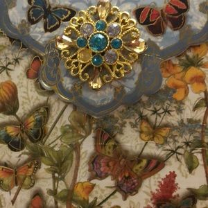 Meet your Posher, Brenda